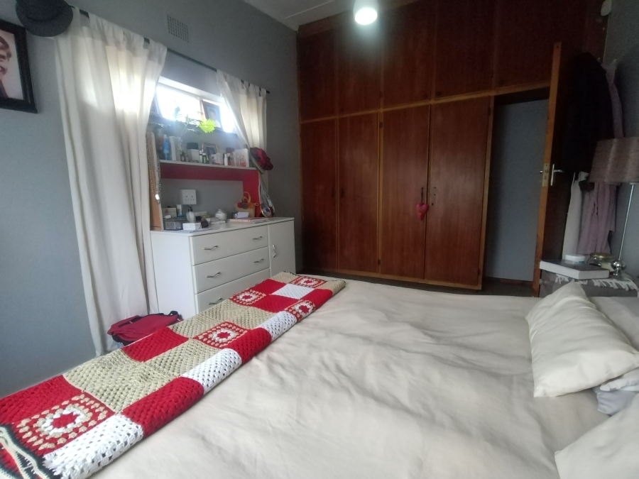 4 Bedroom Property for Sale in Humansdorp Eastern Cape